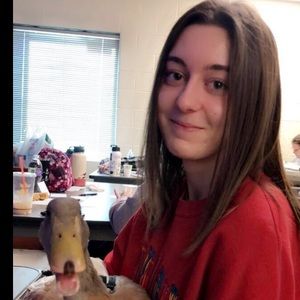 Meet your Posher, Olivia